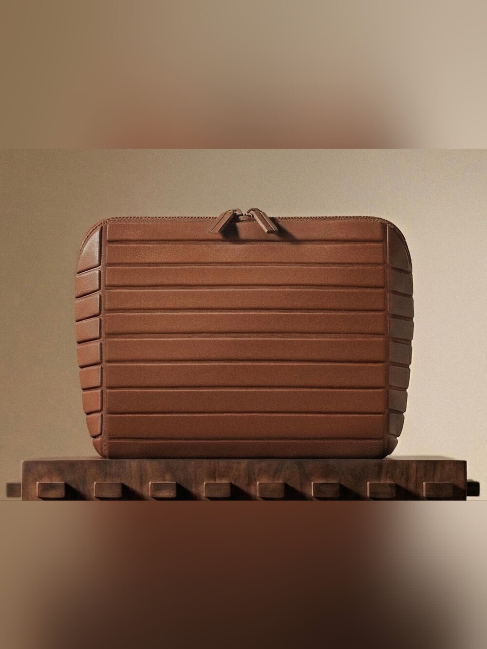 (1770) PARALLELLE Traveller Bag, Size M